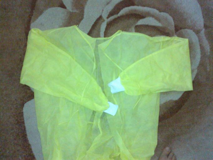 Hydrophilic Disposable Surgical Gown , Nonwoven Material Medical Scrub Suit