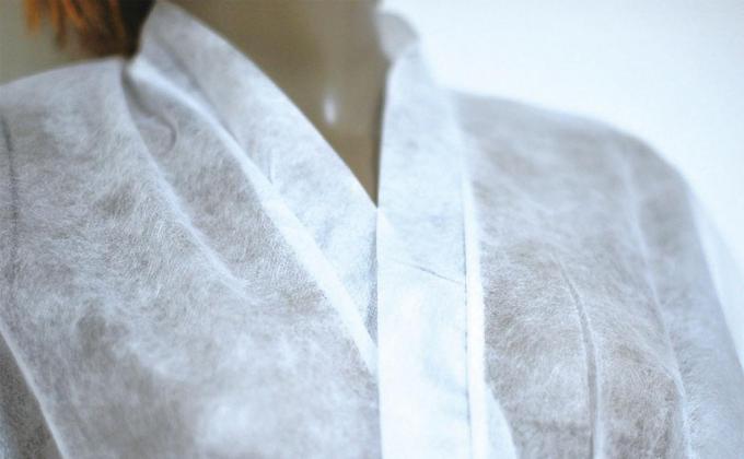 Customized Disposable Surgical Scrubs , Safety Pediatric Isolation Gowns