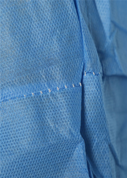 Anti Blood Disposable Operating Gowns , Breathable Disposable Barrier Gowns