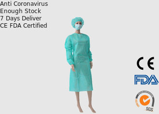 Comfortable Disposable Green Surgical Gown High Elasticity High Effective